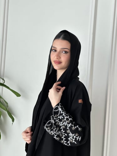 عباية اريج اغصان ابيض