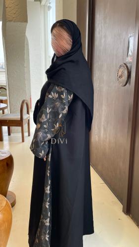عبايه أغصان بيج ع الكم والعباية