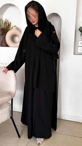 عباية تطريز ورود