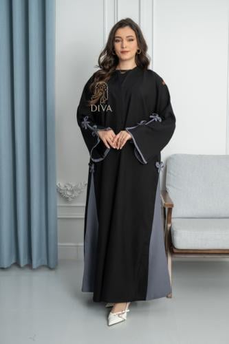 عبايه رمادي أطراف الكم والعبايه