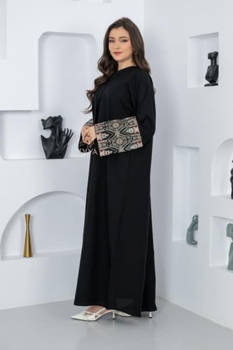 عبايه كتان كلفه مقلم ع الكم