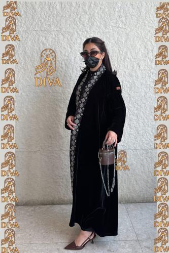 عبايه لمسة مخمل