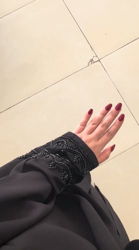 عباية تطريز تاج علي الكم