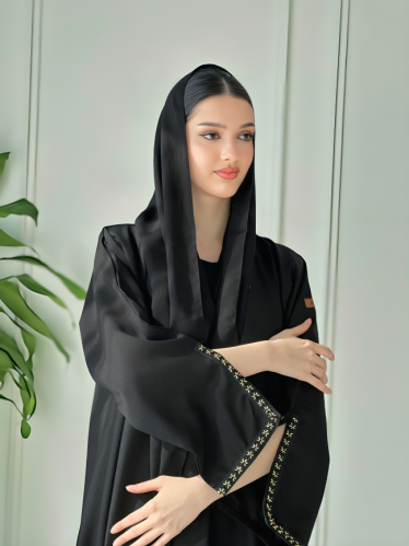 شيك ذهبي مفتوح