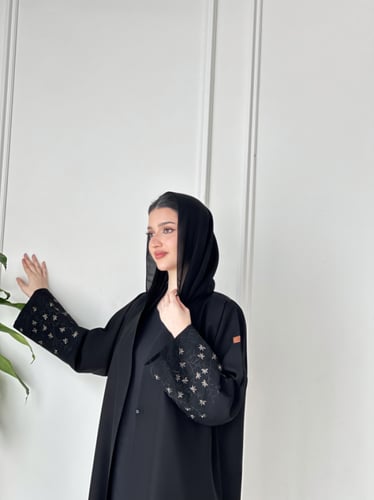 عباية ورود نجوم ع الكم