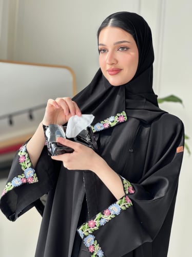 مناديل عبايات