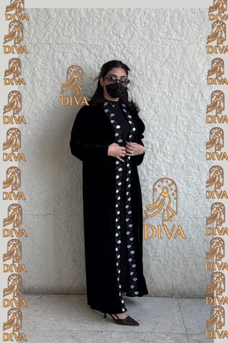 عباية نبرة هادئة