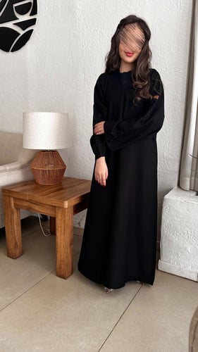 عباية الاميرة تطريز كامل الكم