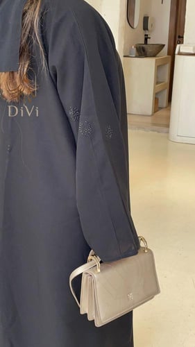 عبايه ازهار اسود كامل الكم