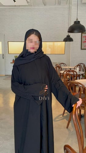 عبايه تطريز ورود اسود كامل الكم