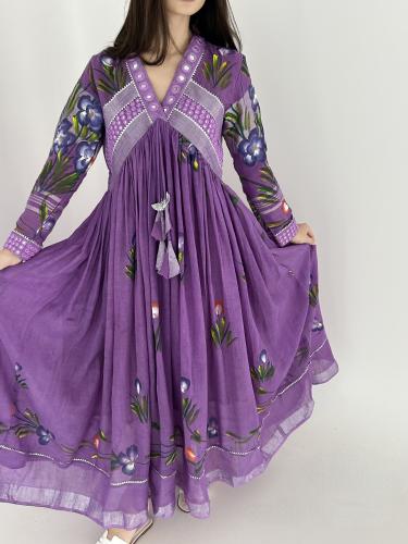 Printed purple/