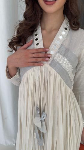 White 4