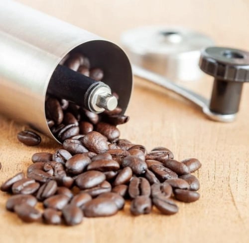 مطحنة قهوة يدوية