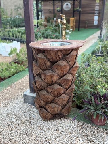 مغسلة من جذع النخل