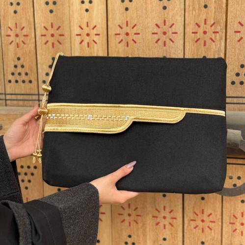 Bouch of the bisht - black