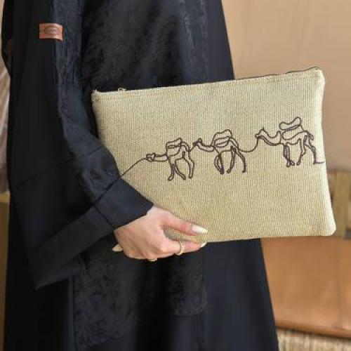 Camel herd saddle