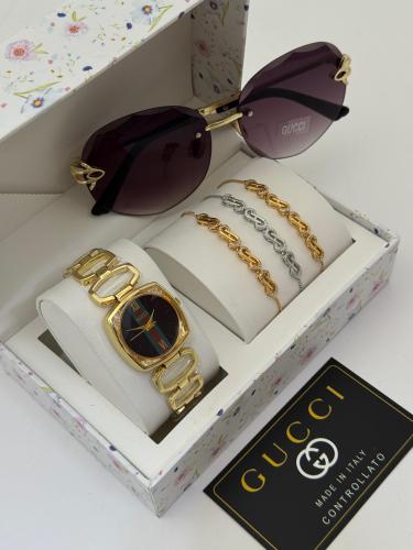 ساعة يد مع اكسسوارت مع نظارة