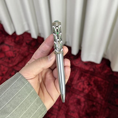 قلم كارتير - سانتوس دومو اصدار الشرق الاوسط ( غطاء...