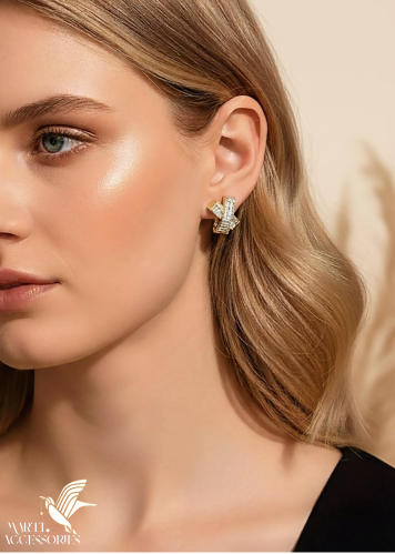 اقراط بتصميم شكل x مغطاة باحجار الباغيت مطلية ذهب...