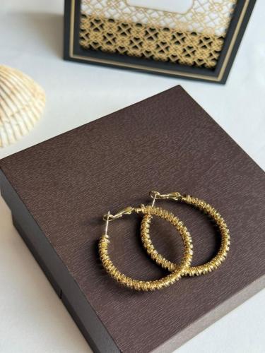 أقراط دائرية ذهبية فاخرة مطلي ذهب عيار ١٤ . ME-090