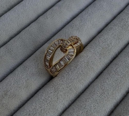 خاتم من أحجار الكريستال مفتوح مطلي ذهب(القياس مرن...