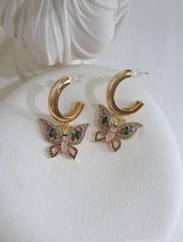 أقراط أذن بشكل فراشة من الأحجار الملونة مطلية ذهب....