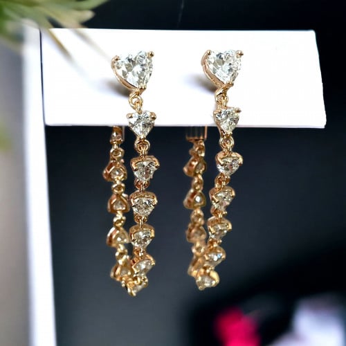 أقراط أذن على شكل سلسلة من القلوب لون ذهبي ME-012