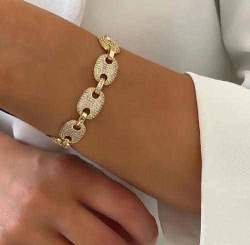 اسوارة مطلية ذهب بجودة عالية . MB-310