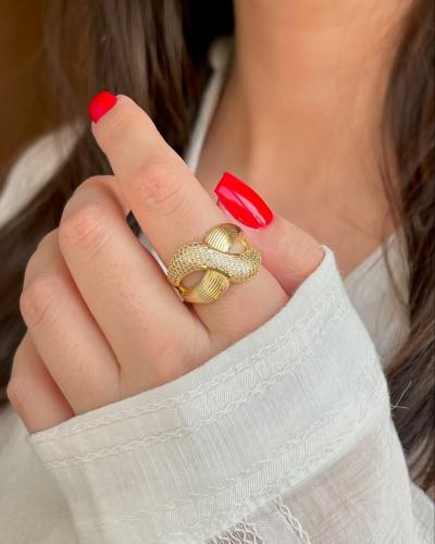 خاتم بتصميم مميز يأخذ شكل اللانهاية مطلي ذهب عيار...