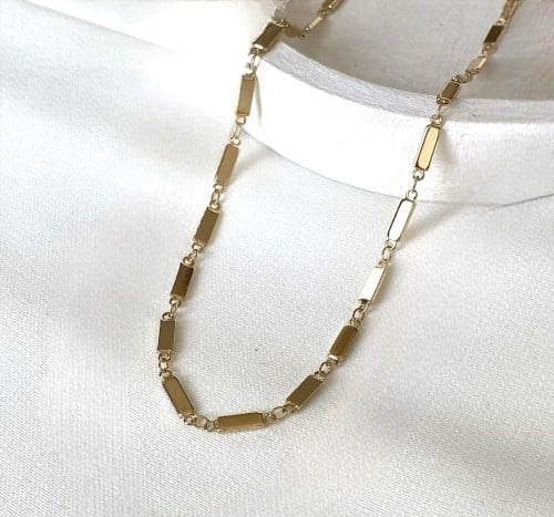 سلسال طويل من المستطيلات مطلي ذهب عيار ٢١(90cm). M...