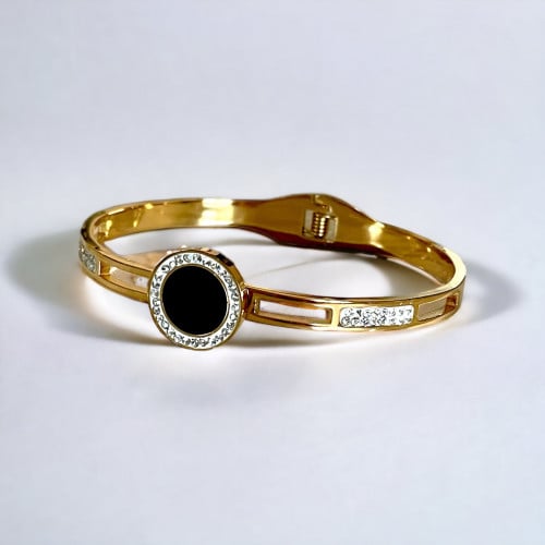 سوار تيتانيوم صلب لون ذهبي مع حجر أسود دائري مرصع...