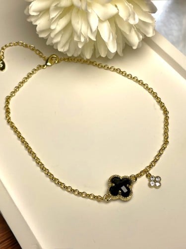 خلخال مع وردة فان كليف لون أسود. MA-003