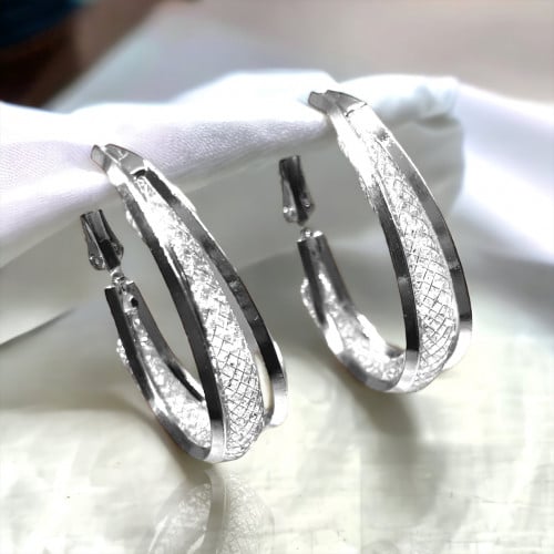 أقراط أذن لون فضي مرصع بالزركون. ME-008