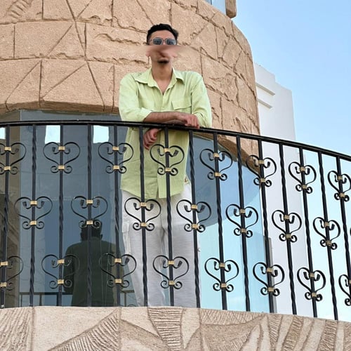 قميص لينن بأكمام