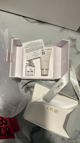 Box Dior الموسمي
