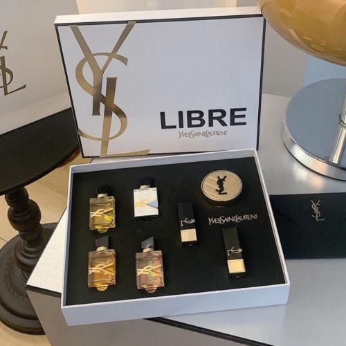 مجمـوعة سان لوران ميني