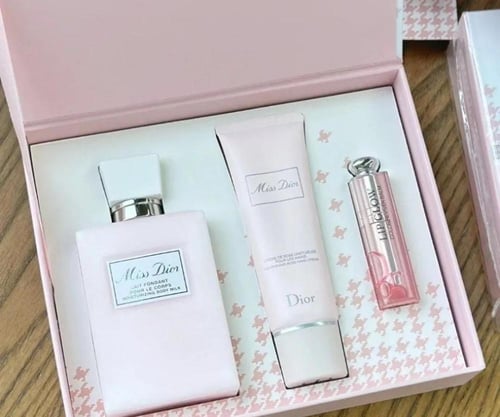 مجمـوعة Miss Dior