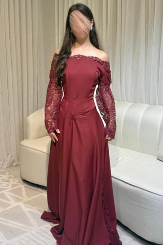 فستان ماكسي ناعم بأكمام دانتيل