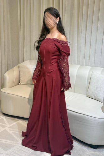 فستان ماكسي ناعم بأكمام دانتيل