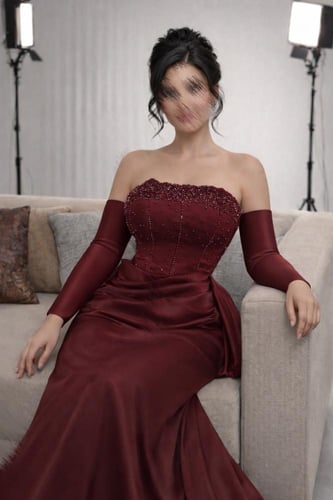 فستان سهرة مزين بالخرز بأكمام منفصلة