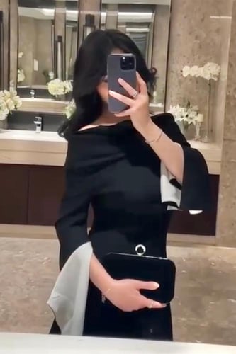 فستان ناعم بأكمام مبطنة