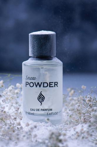 عطر سناو باودر / Snow Powder