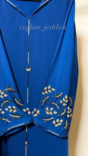 جلابية غصن( تطريز يدوي)