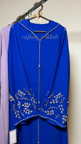 جلابية غصن( تطريز يدوي)