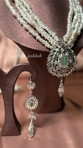 طقم مجوهرات مطلي بالفضة(سلسلة طويلة)