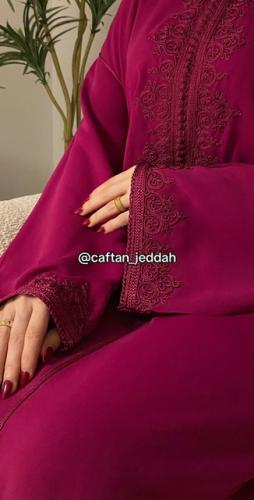 جلابية بقبعة