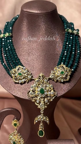 طقم زمرد هندي