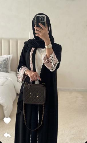 عباية يومية كريب 54(M-L)