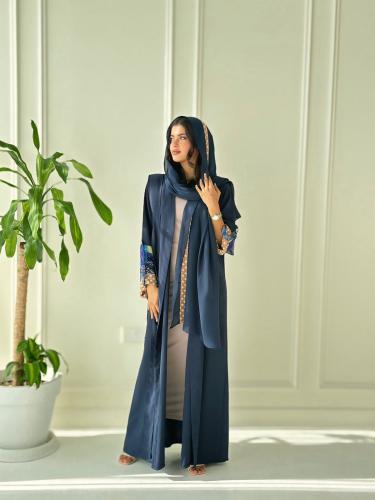 عباية كريب كحلي باكمام قطن مشجر