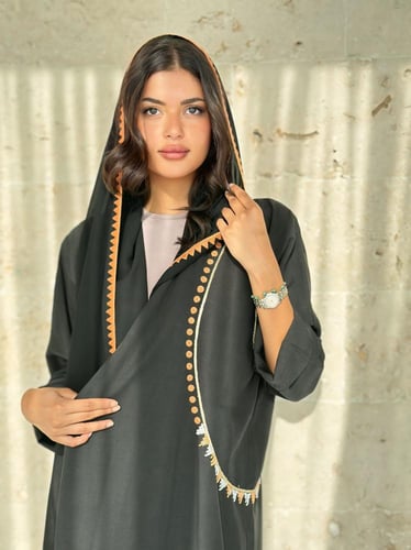 لينن مغسول اسود مطرزة مقاس 54(M-L)